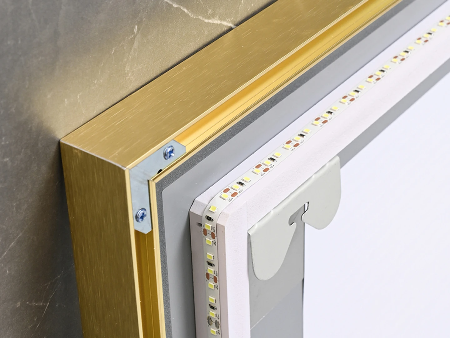 LED Badkamerspiegel - Bluetooth - Joshua Geborsteld goud - 120x70cm