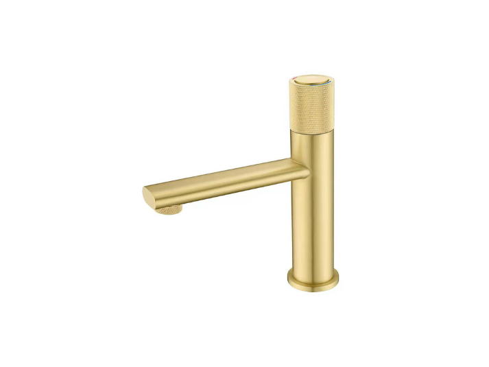 Wastafelkraan Moro - Drukknop en Platte uitloop - Standaard Hoogte - Geborsteld Messing Mat Goud