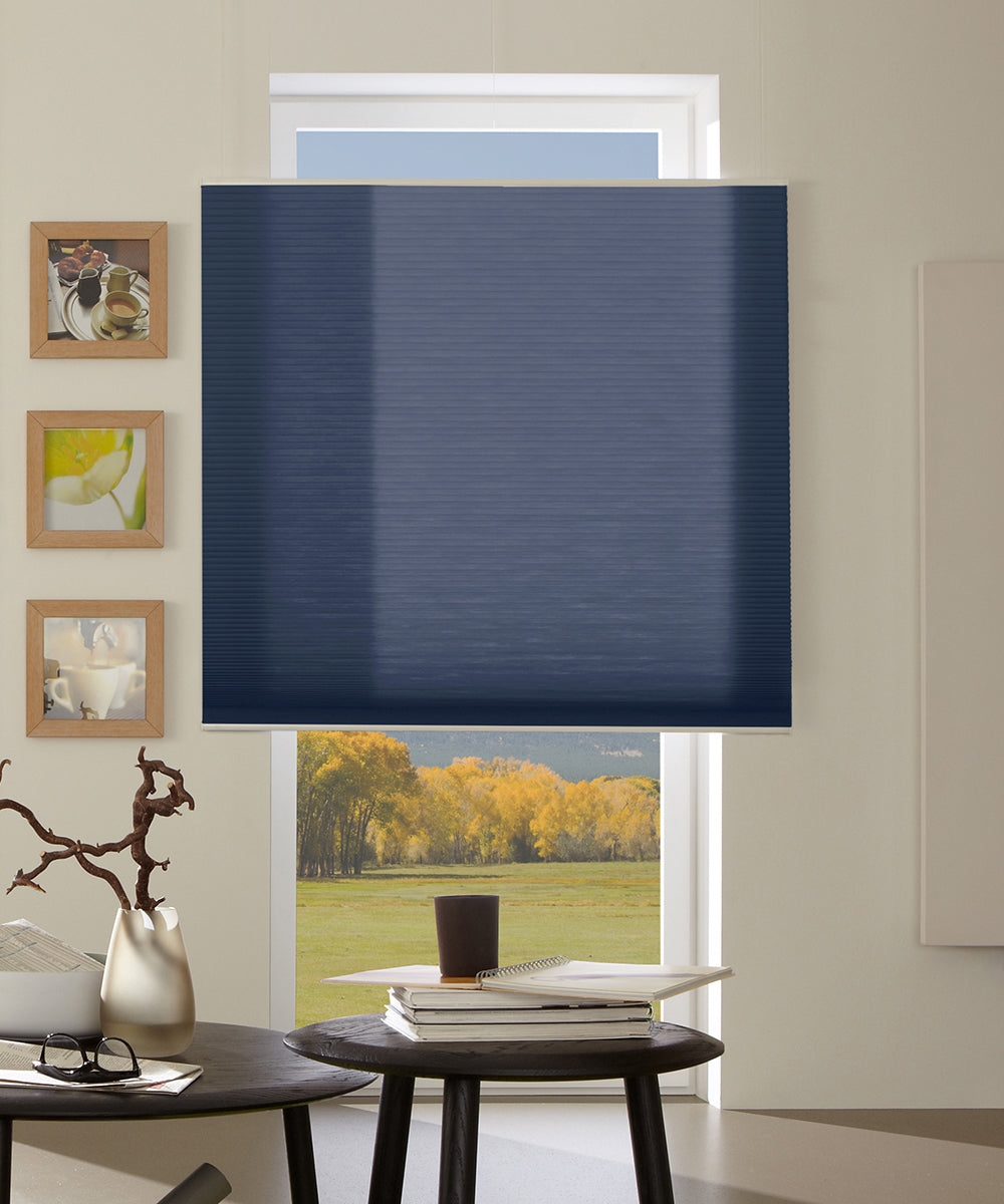 Duette® shades kobaltblauw lichtdoorlatend - vrijhangend model - HetBinnenAanzicht